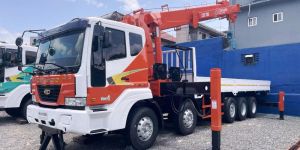 Xe Tải Daewoo KC6C1 Gắn Cẩu CSM CSS094 | Cẩu 4 Tấn Hàn Quốc Chính Hãng